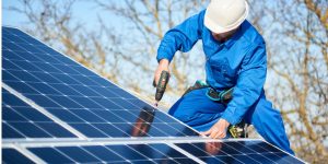 Installation Maintenance Panneaux Solaires Photovoltaïques à Plougourvest